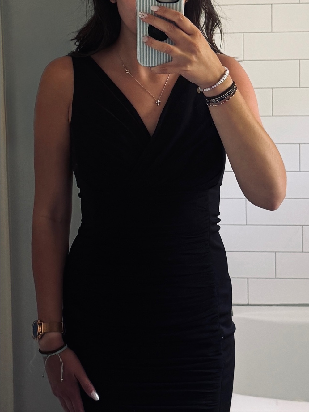 Classic Black V-Neck Sleeveless Bodycon Dress